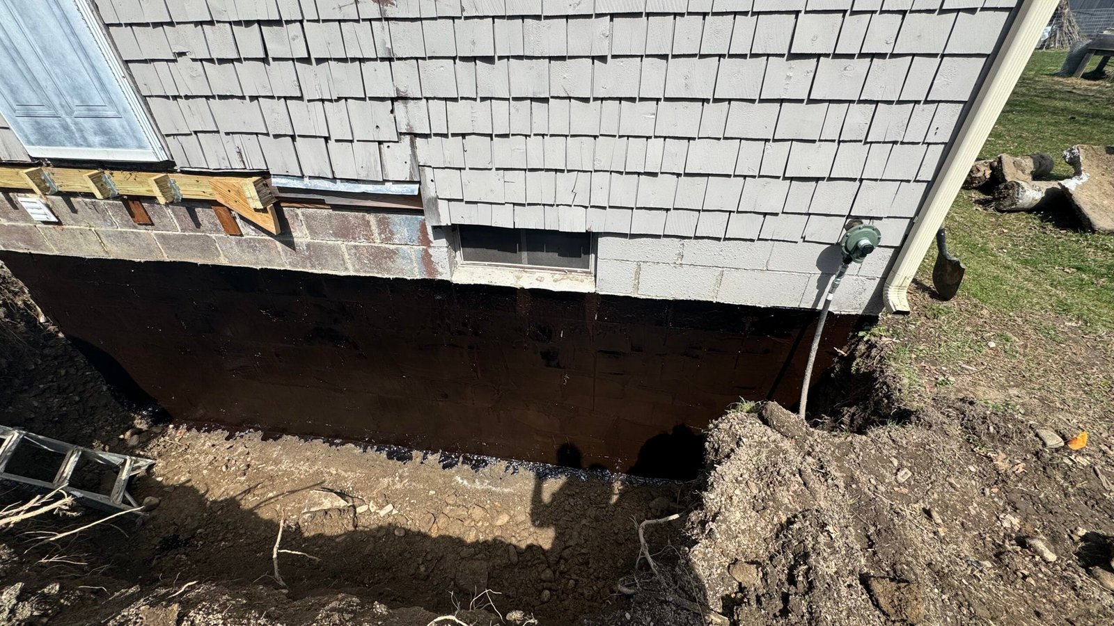 exterior basement waterproofing services
