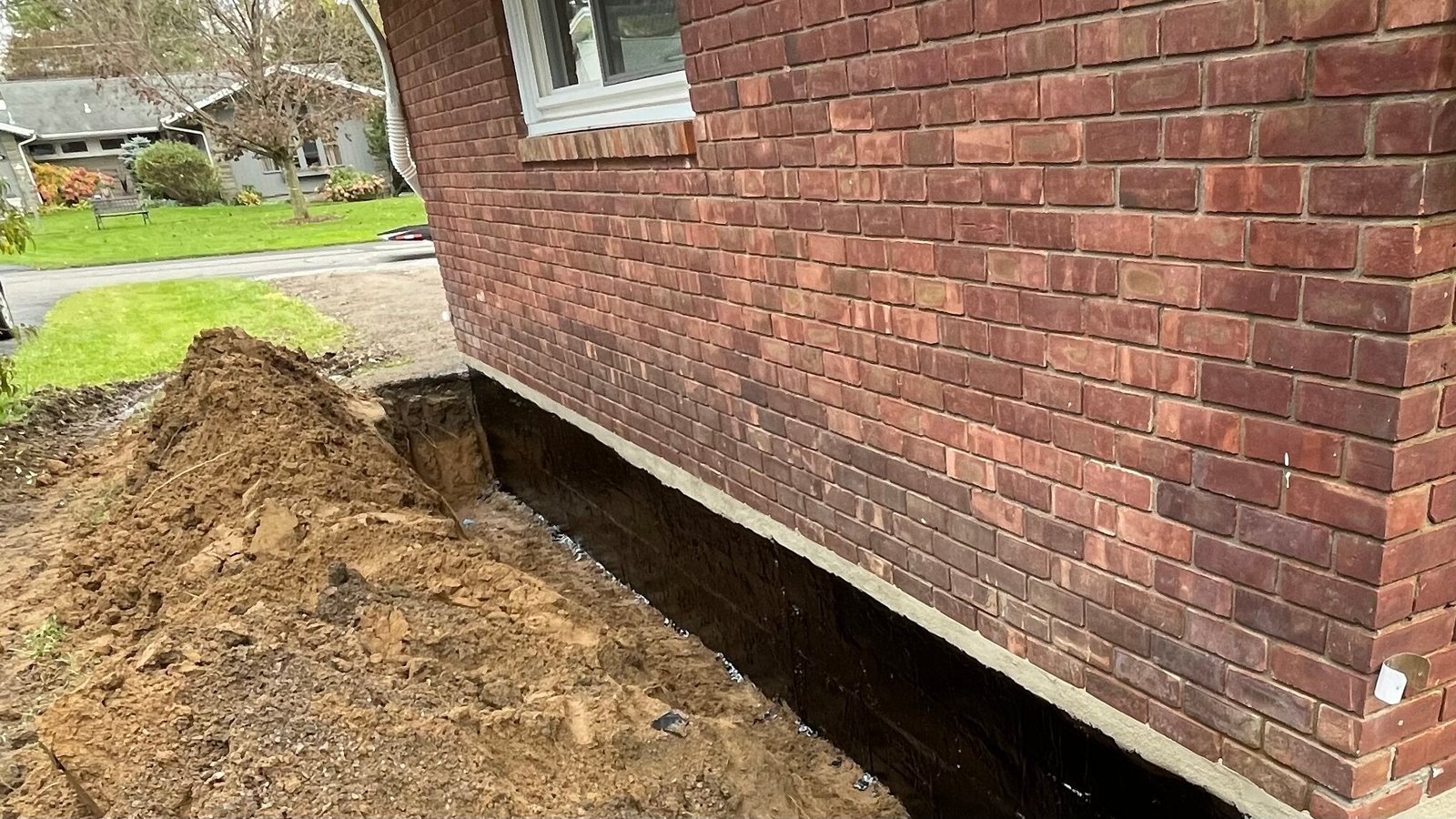 Professional crawlspace repair and waterproofing for peace of mind