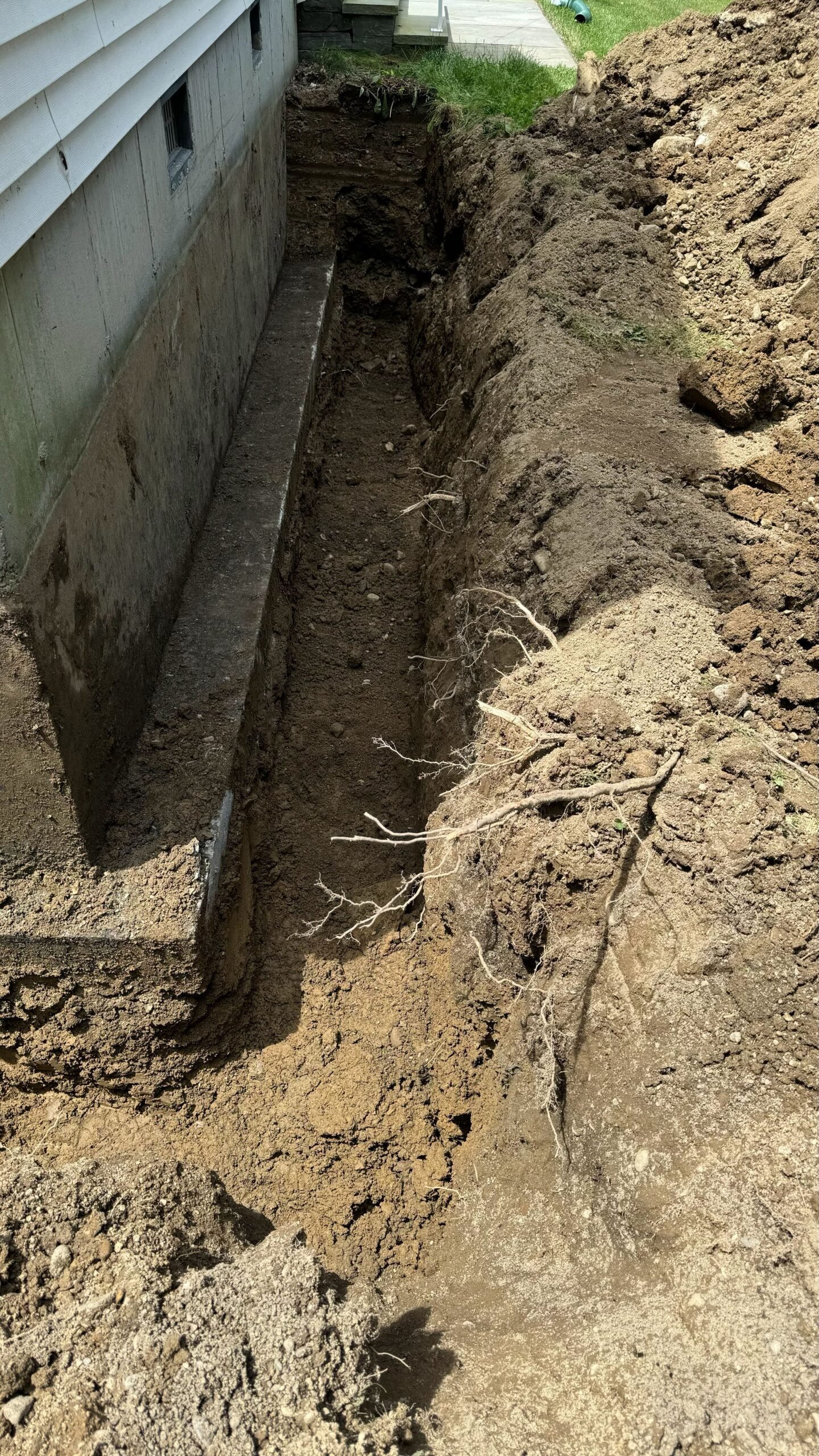 crawl space exterior waterproofing solutions